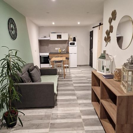Comme A La Maison Gannat Esterno foto