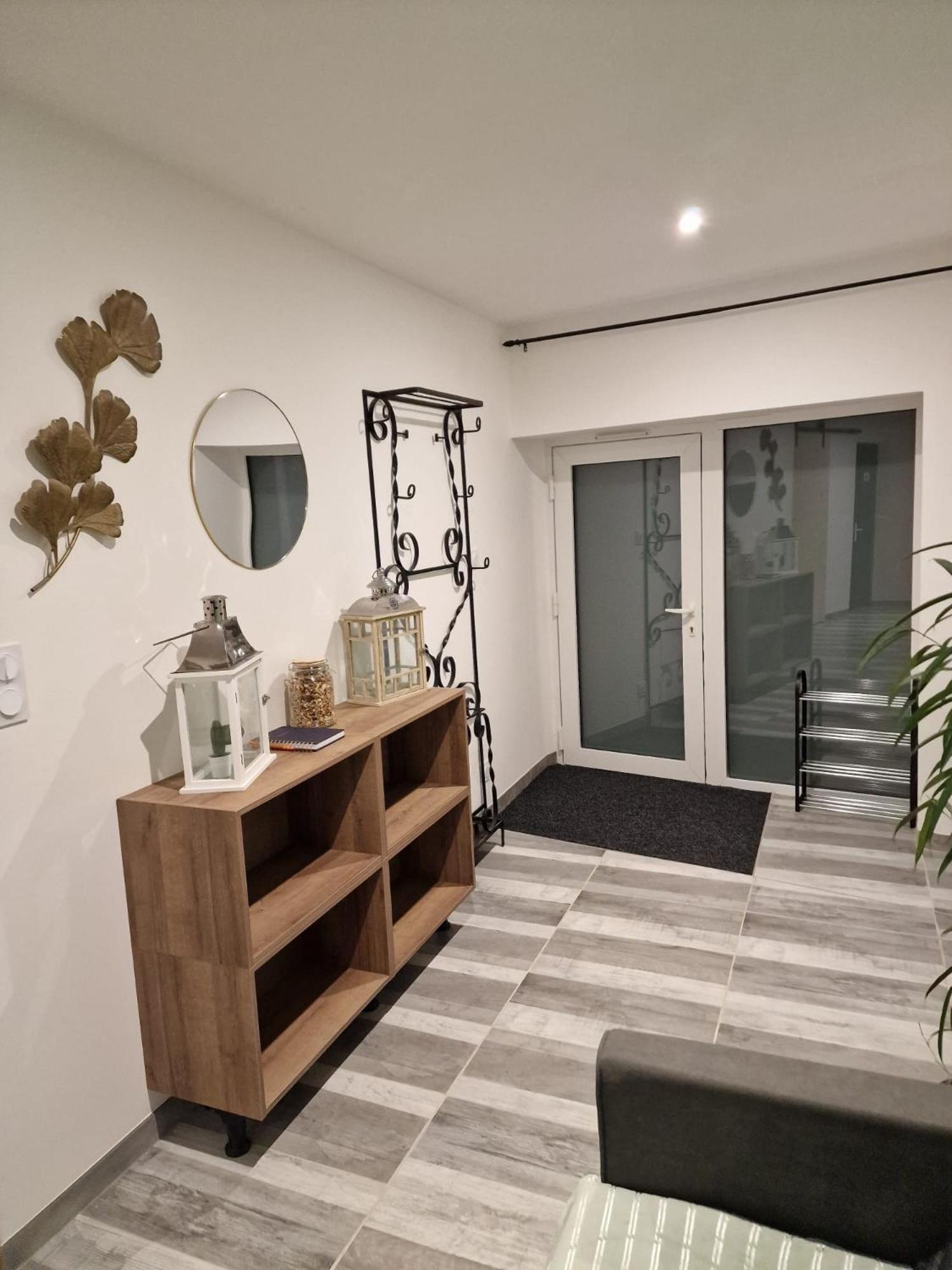 Comme A La Maison Gannat Esterno foto